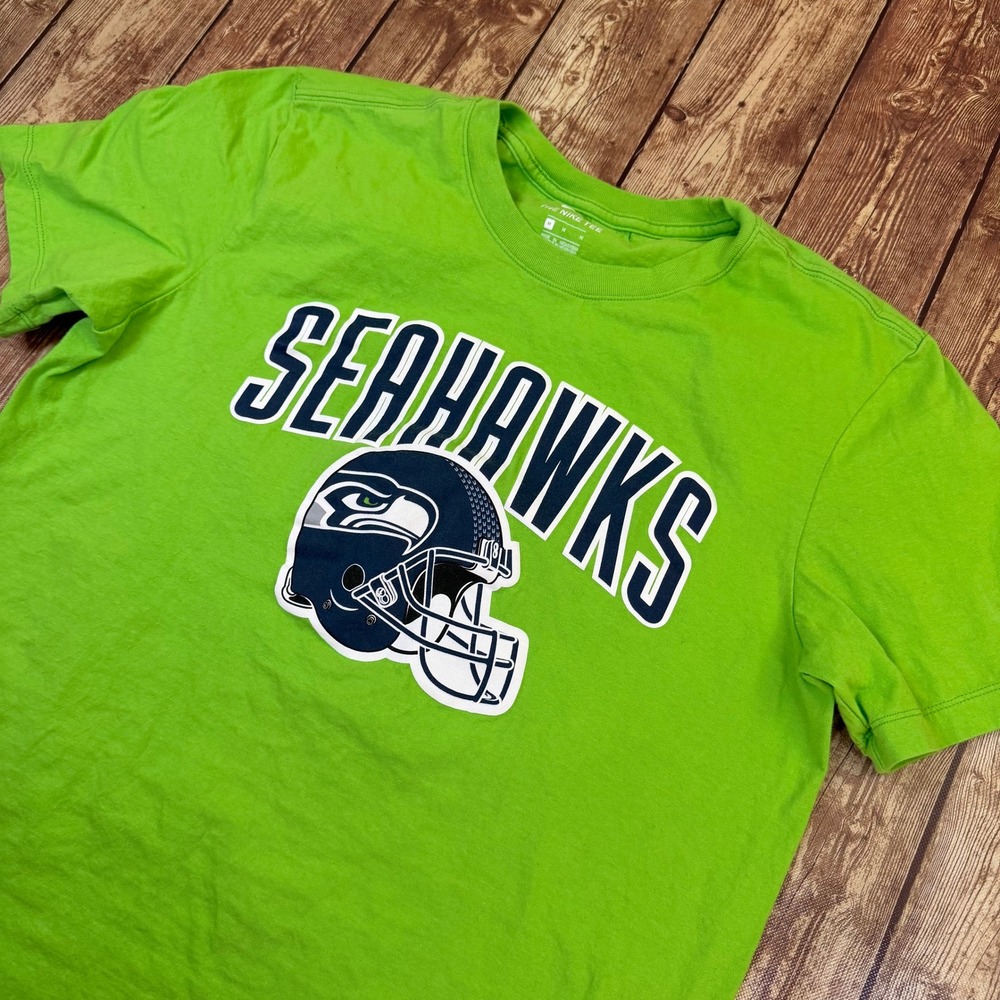 Nike Seattle Seahawks T Shirt Mens Medium Green Graphic Helmet Logo
